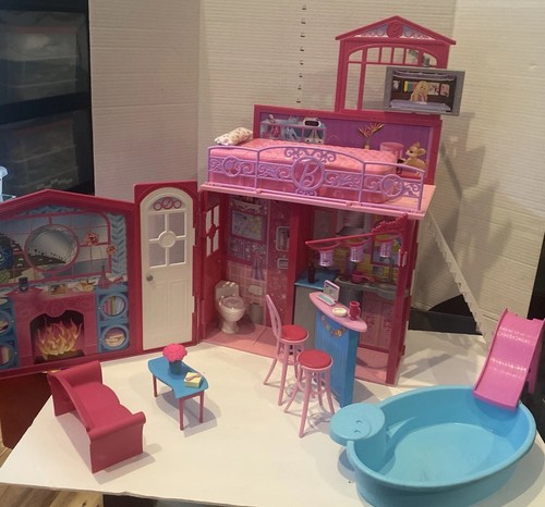 2009 barbie glam casa - barbie,