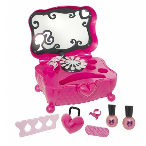 Barbie and nail - barbie, bar